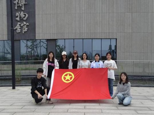 谈球吧举办“法学传承端午韵，团日共筑法治魂”主题团日活动 (6)